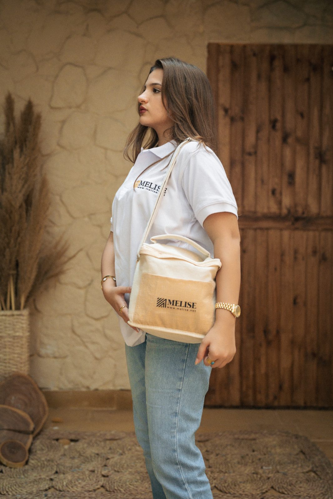 Image of Canvas Cooler Bag by Melise Giveaways Egypt. This Eco-friendly Canvas and Cane Travel Cooler Bag, designed with pockets for easy storage, Ideal for summer picnics or beach outings - Printed Logo. Customizable with Printed Logo. Ideal for corporate gifts, promotional giveaways, and branding in Egypt.